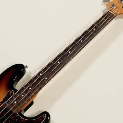 FENDER USA American Vintage '62 Precision Bass 3-Color Sunburst [V112689] (06/08) image 9