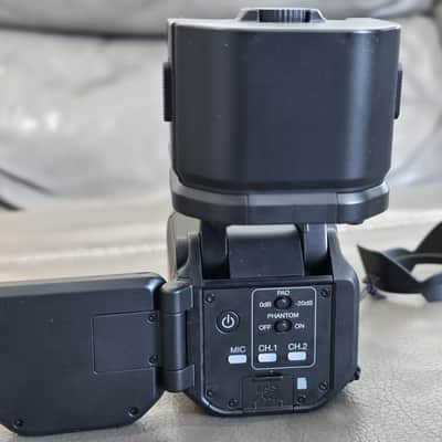 Zoom Q8n-4K UHD Handy Video Recorder image 7