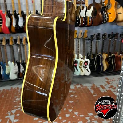 Gibson   Dove Artist Cutaway image 10