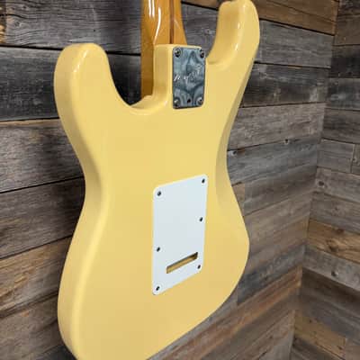 Fender American Standard Stratocaster 60th Anniversary Edition with Maple Fretboard 1996 - 1997 - Vintage White image 7