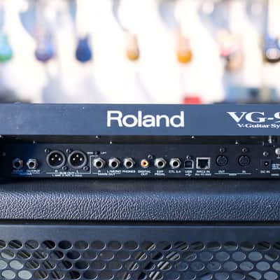 Roland VG99 V-Guitar System and FC300 foot controller system 2010 - silver image 4