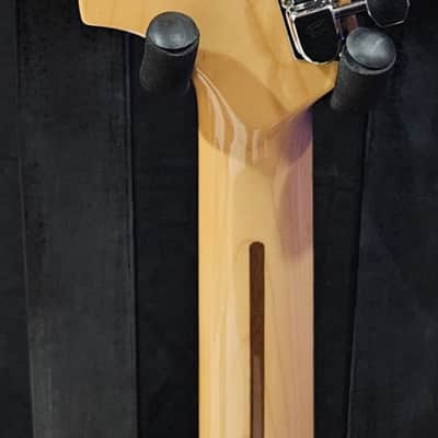 Fender Made in Japan Limited International Color Stratocaster Maple Fingerboard Monaco Yellow 2023 image 6