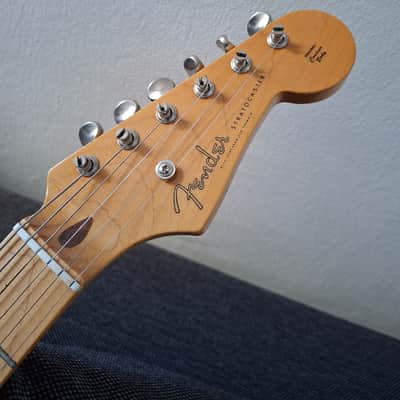 Fender Stratocaster 1997 - Shell Pink image 2
