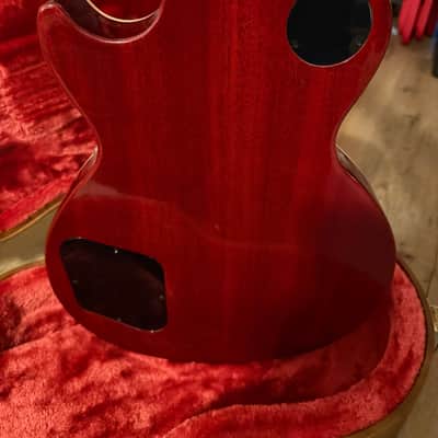 Gibson Les Paul Classic 2022 - Transparent Cherry image 13