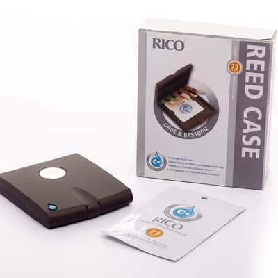 Rico RVCASE04 Clarinet/Sax Multi-Instrument Reed Storage Case w/ Humidity Control Pack