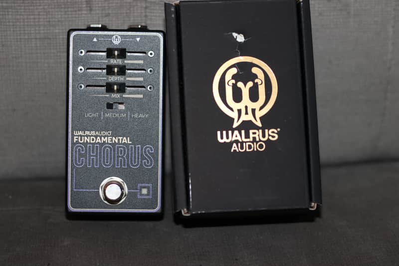 Walrus Audio Fundamental Chorus