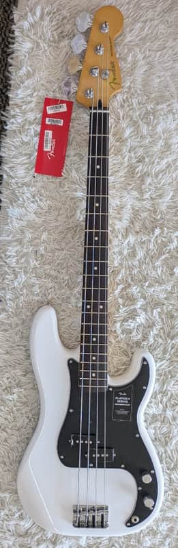 Mint Fender Player II Precision Bass guitar, Rosewood Fingerboard, Polar White - MIM image 1