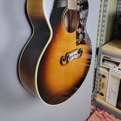 Gibson SJ-200 2024 - Vintage Sunburst image 3