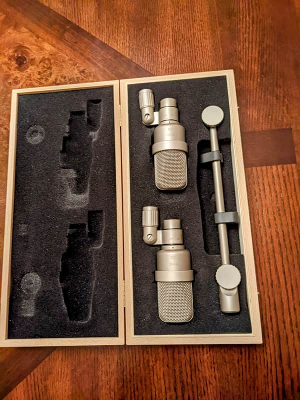 Microtech Gefell m930 ORFT/XY STEREO MICROPHONE PAIR Neumann tlm 103 killer Large Diaphragm Cardioid Condenser from SSL NEVE API studio image 1