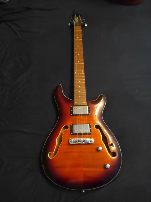 Harley Benton CST-24HB Tortoise Flame 2024 - Red Flame image 1