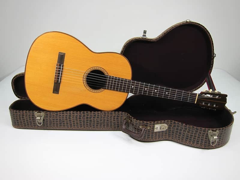 Vintage 1965 Giannini Model 522 Brazilian Rosewood Classical Guitar with Original Hard Shell Case! image 1