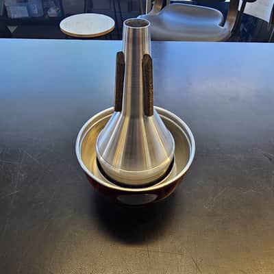 TRUMCOR Cup Nouveau Trumpet Cup Mute 2026 - Red Doc-Ouflage image 3