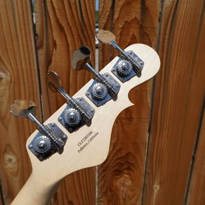 G&L USA JB Sunset Coral Left Handed 4-String Electric Bass Guitar w/ Black Tolex Case (2022) image 7