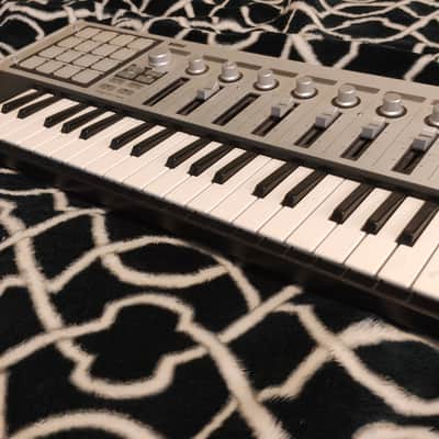 Korg MC-1 microKontrol 2010s - Silver image 1