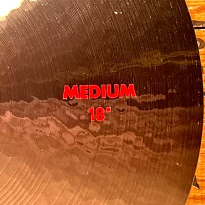 18" Paiste 2002 Medium Crash Cymbal 1562g *Video* image 4