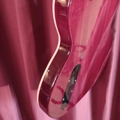 Gibson Midtown Bass – Cherry Red – Semi-Hollow – With Brown Hard Case – Excellent condition – UK image 13