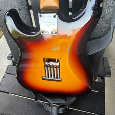 Fender Custom shop 1961 Reissue Stratocaster 2016 - sunburst image 5