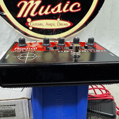 Radial Engineering ToneBone Hot British Tube Distortion Pedal with Power Supply + Box image 3