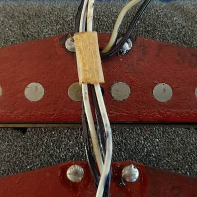 * * * Ultra-Rare Vintage 1982 Fender "Red Bottom" Staggered Pickup Set * * * image 7