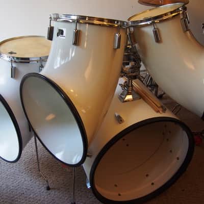 North 4 Piece Set 1969 Fiberglass.  MINT. Collectible. Awesome Sound. Head sizes 22, 14, 12, 10"HUGE image 4