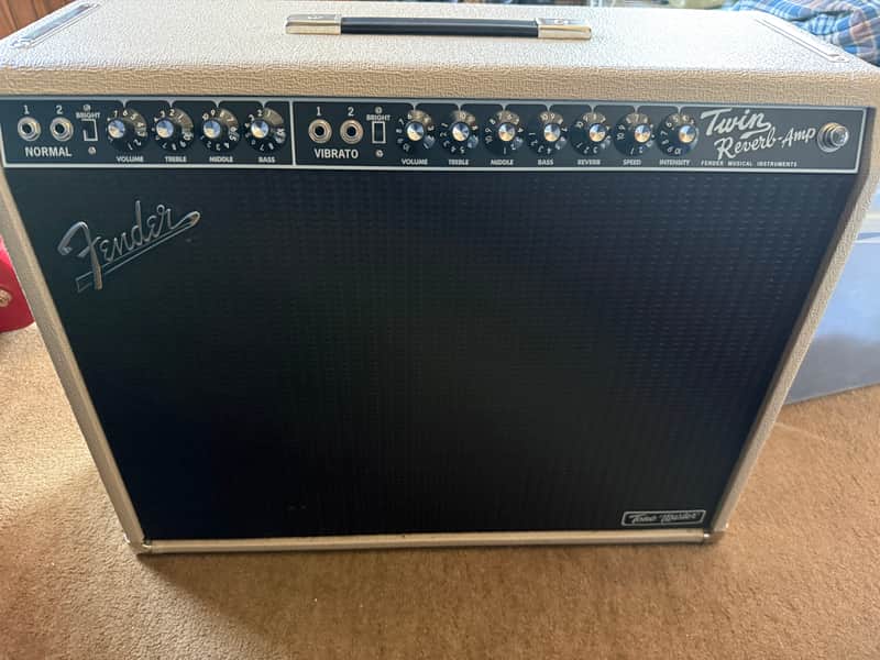 Fender Tone Master Twin Reverb 2x12-inch 200-watt Combo Amp - Blonde image 1