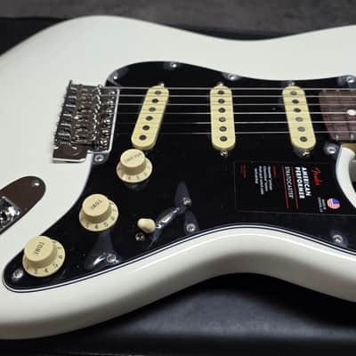 Fender American Stratocaster BRAND NEW Performer Olympic White Rosewood Pro USA Strat Electric Guitar image 8