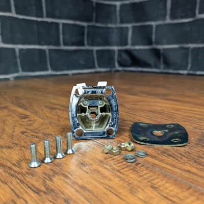 Yamaha Tom Mount Assembly for Hex – Made in England – Chrome – Vintage Yamaha Hardware – Includes Mounting Screws & Plate image 2