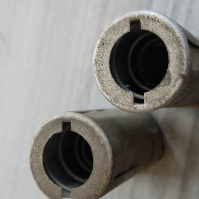 Cinch Pair (2) Tube Shields 12AX7 9-pin J-Slot J52-03 Vintage Vacuum 1950s-1960s image 4