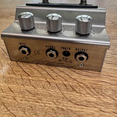 Dunlop UV-1 Uni-Vibe Chorus / Vibrato and foot controller pedal - Chrome image 7