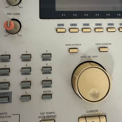 DMX Personally Used MPC2000 image 14
