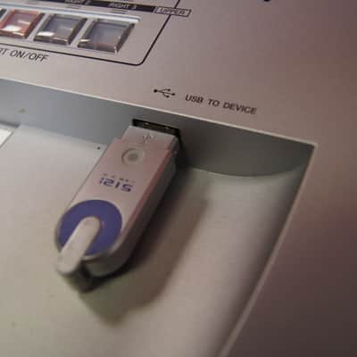 Yamaha Tyros 4 XL (used) image 9