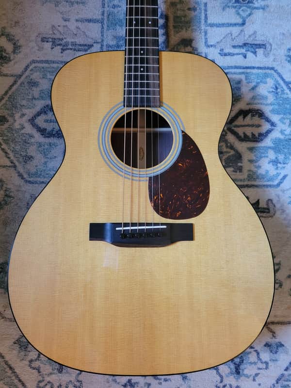 Martin OM-21