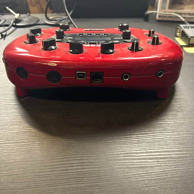 Line 6 POD xt Multi-Effect and Amp Modeler 2002 - 2006 - Red image 4