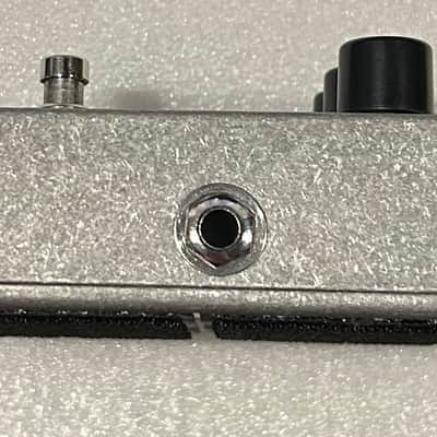 Electro-Harmonix Electric Mistress 2000-2020 image 3