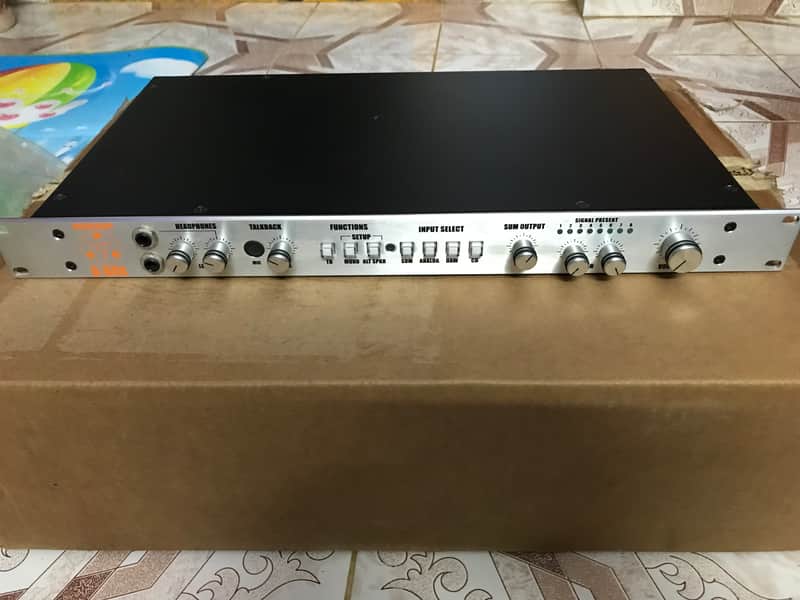 Dangerous Music D-BOX Monitor Controller and Summing Box 2006 - 2019 - Silver image 1