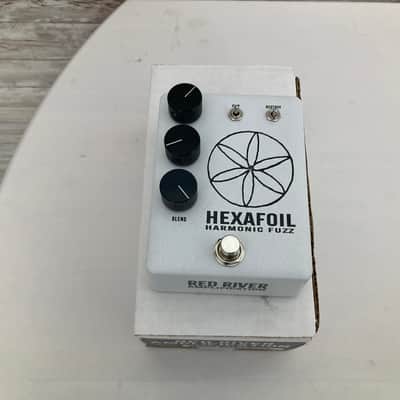 Used Red River Amplification Hexafoil Harmonic Fuzz image 2