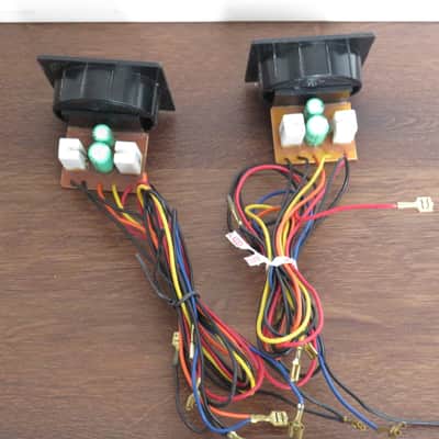 USED PAIR KENWOOD JL-1103 FOUR WAY CROSSOVER image 2