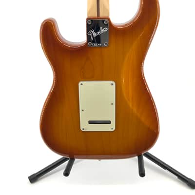 Fender American Performer Stratocaster, Rosewood Fingerboard 2024 - Honey Burst image 12