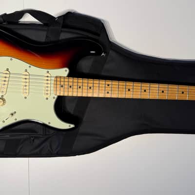 Fender Player Plus Stratocaster with Maple Fretboard 2021 - Present - 3-Color Sunburst image 10