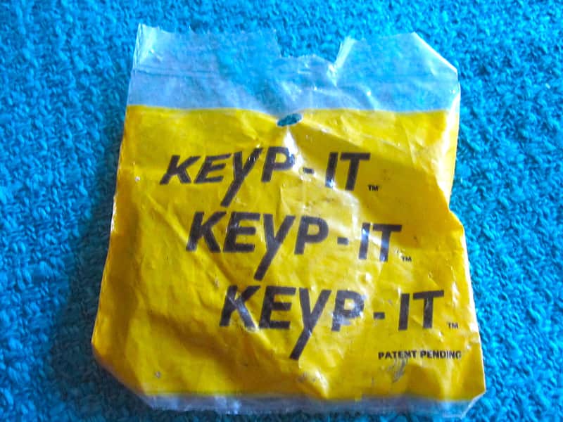 Keyp-it Drum Key Holder Clip - NOS image 1