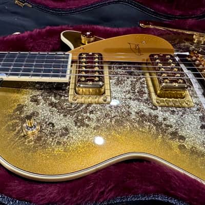 Gretsch Gretsch Guitars G6134TG Limited-Edition Paisley Penguin w/String-Thru Bisgby Electric Guitar Gold Paisley 2025 - Gold Paisley & Black image 4