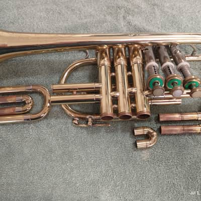Vintage Olds Ambassador Cornet - gleaming finish image 2