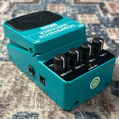 Behringer CS400 Compression Sustainer Guitar Effect Pedal! image 4