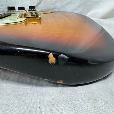 Fender USA SRV Stevie Ray Vaughan Signature Stratocaster Guitar with DiMarzio Hot Rails pickups + Case 1994 - 3-Color Sunburst / Pau Ferro fingerboard image 19