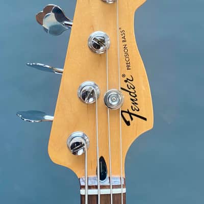Fender Standard Precision Bass with Rosewood Fretboard image 5