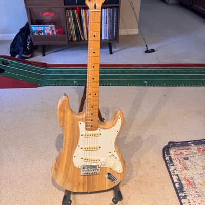 Super Lightweight Natural MIM Fender Strat image 2