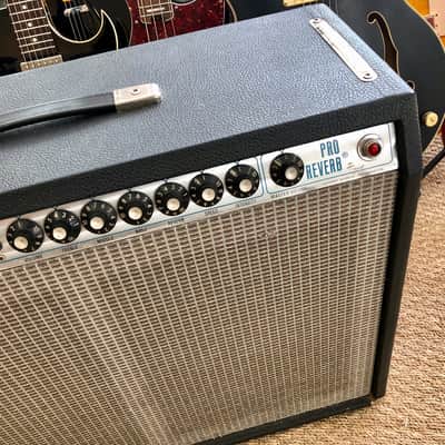 Fender Pro Reverb 2-Channel 70-Watt 2x12" Guitar Combo 1981 image 4