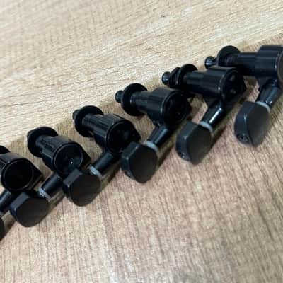 Original Ibanez BLACK 6 SIX in Line Screwless Tuning Pegs Right Hand Bild 1