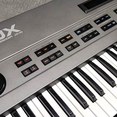 Roland JX10 76 Key✅ Super JX Analog Titan ✅ Ultimate 80s Dual-Engine Power ✅ Fully Checked & Cleaned ✅ Massive Warm Analog Sound ✅ FREE Worldwide Shipping image 4