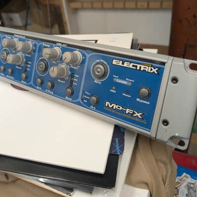 Electrix Mo-FX Time Synchronized Effects Unit 2000s - Blue image 3